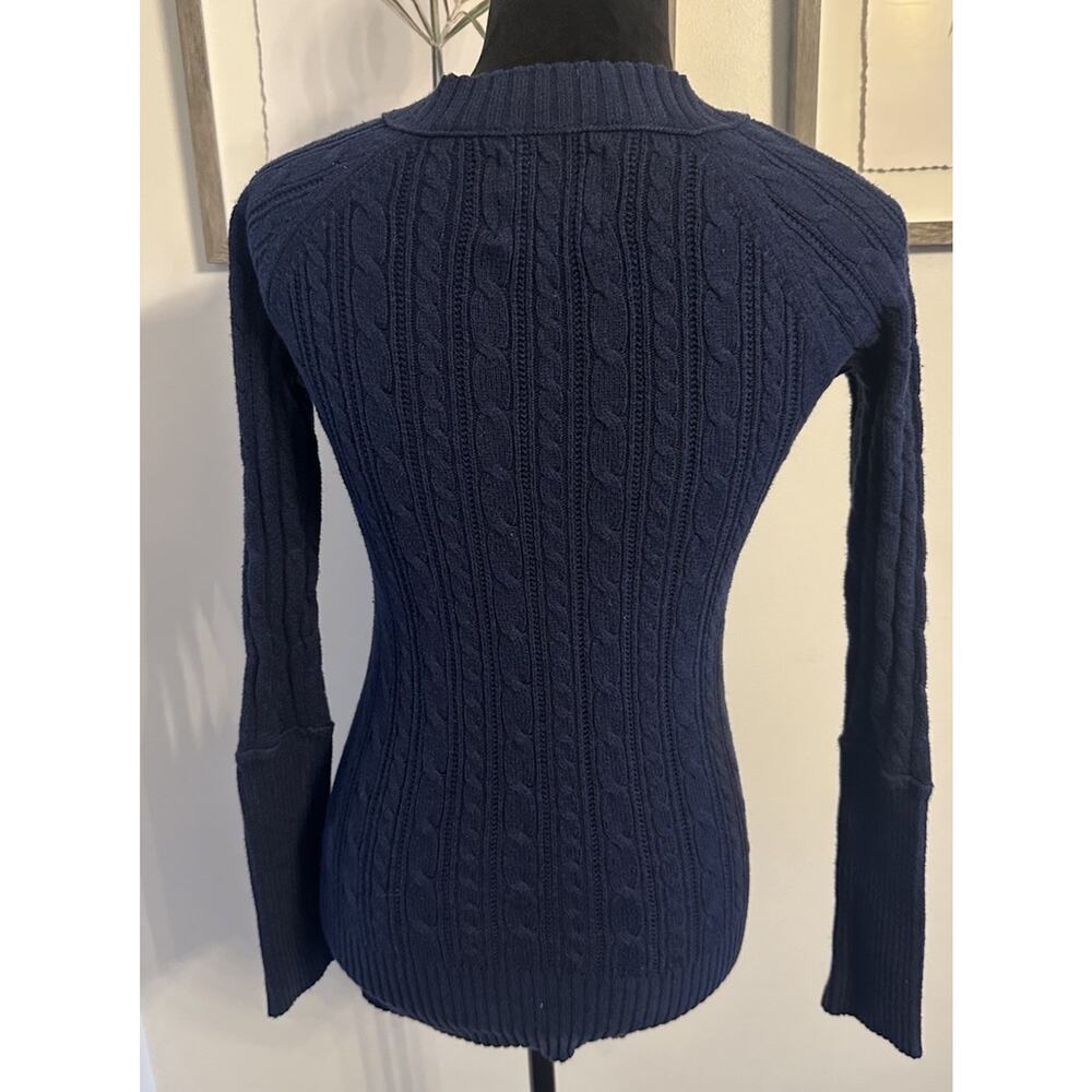 American Eagle Outfitters Women's Medium Cable Knit V-Neck Sweater Y2K Vintage - Picture 3 of 8